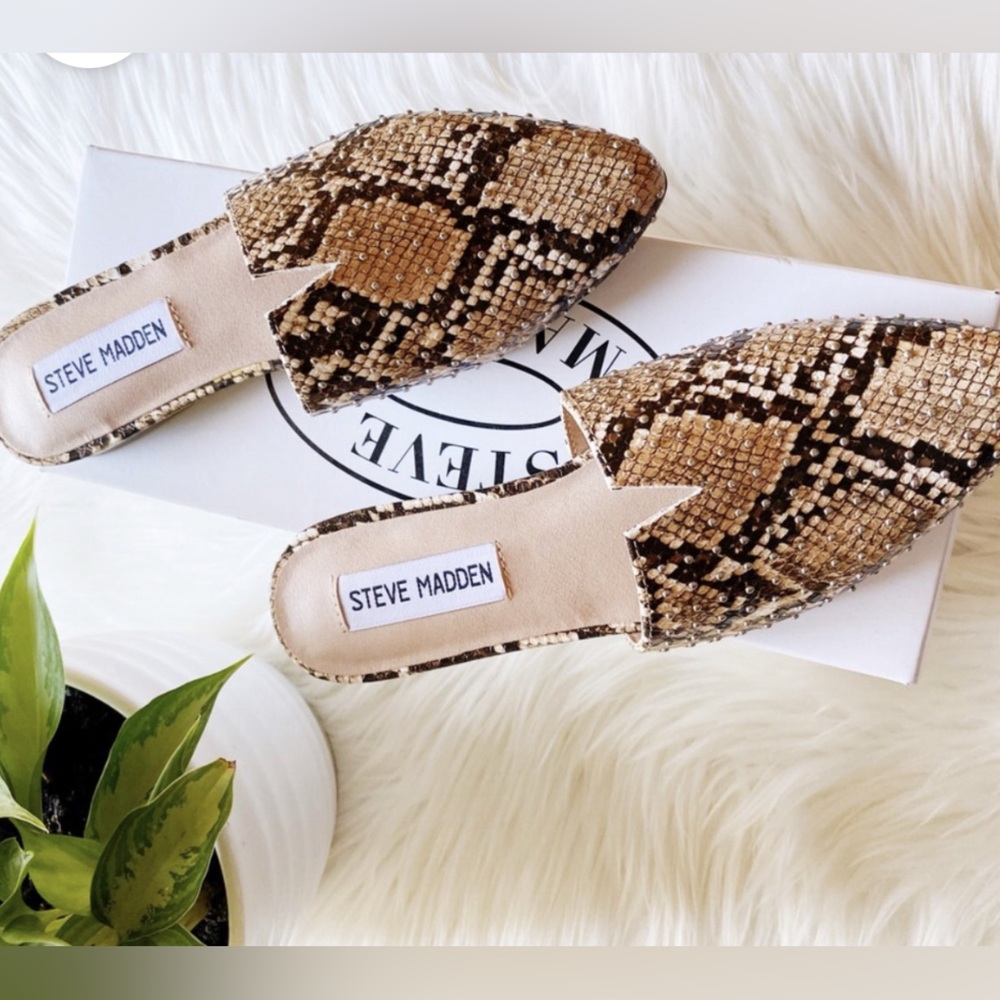#03-STEVE MADDEN Ally Snake Embossed Preppy Tan/Brown Mobwife Slip-on Mules